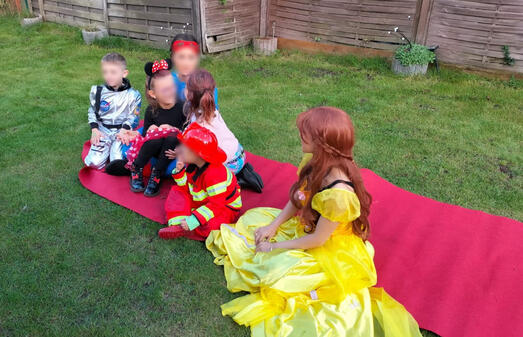 Party mit der schönen Belle